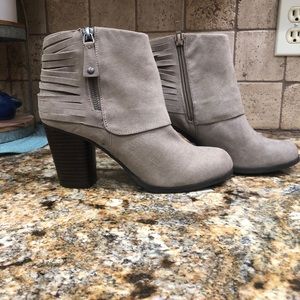 Madden Girl Suede Bootie Size 6 NWOT